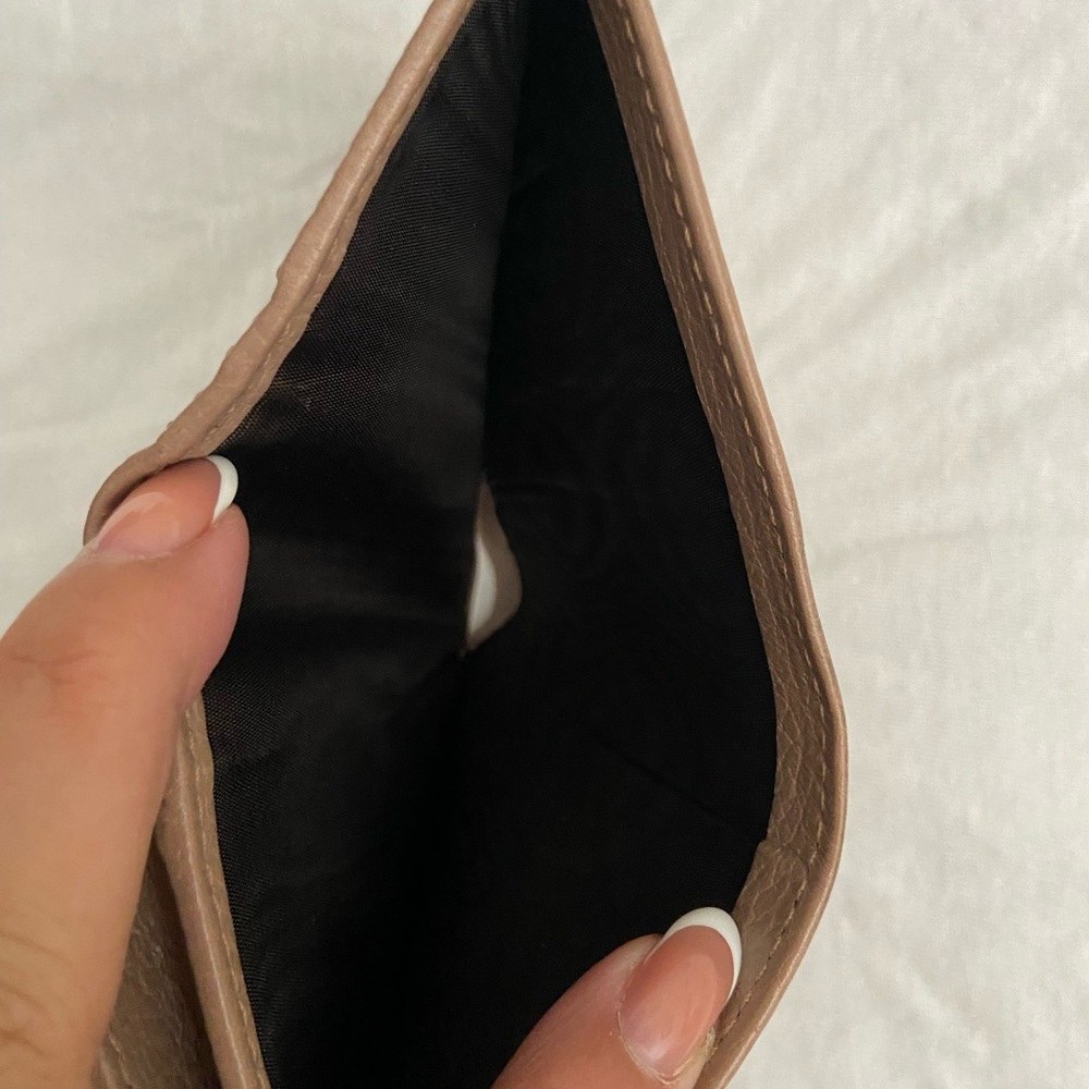 Gucci GG Marmont small compact wallet - Picture 8 of 9